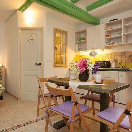Studio With Garden In Rovinj Exterior foto